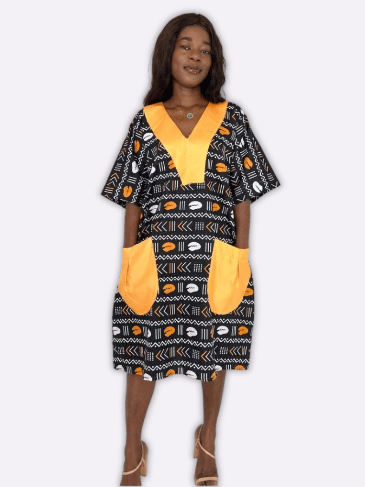 Petite Robe Boubou avec Empiècement - Une Alliance de Modernité et de Tradition